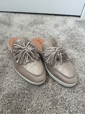 Metallic Gold Slip-On Loafers with Tassels